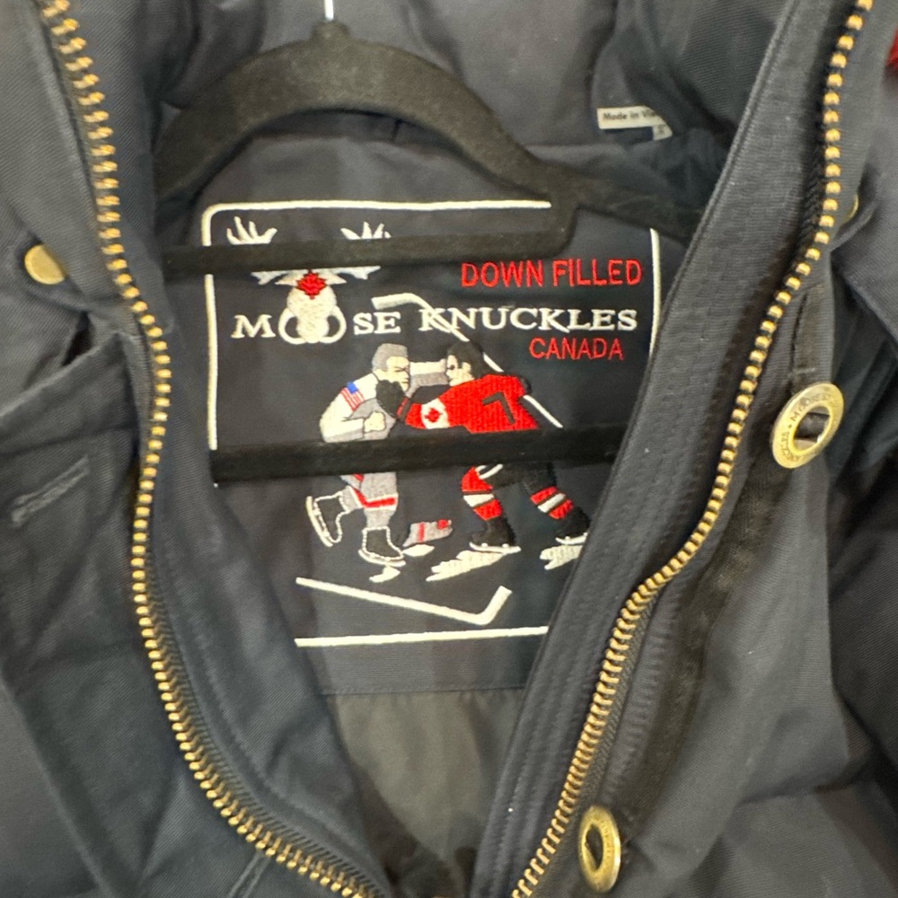 Moose Knuckles Navy Jacket with Red Fur Trim - Picture 6 of 11